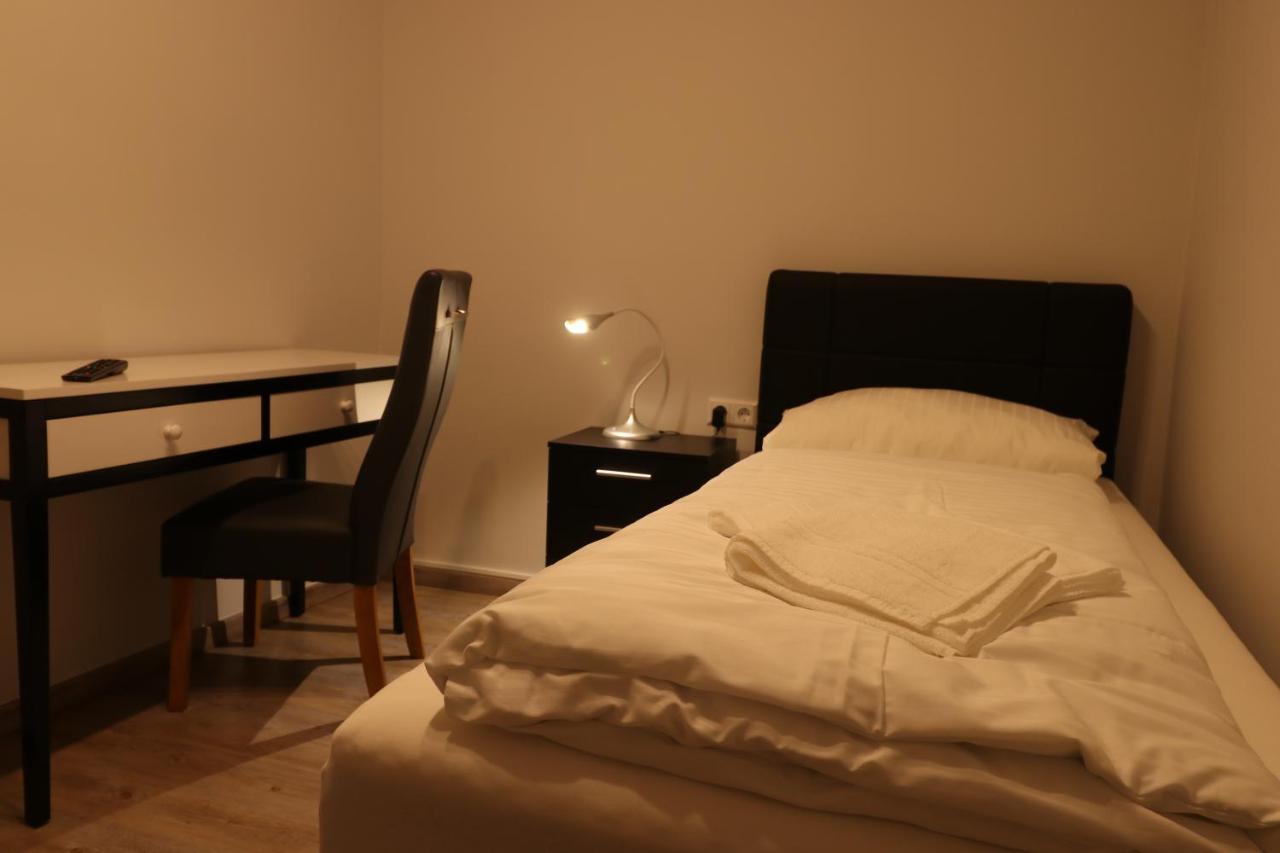 Schiller Pension Bielefeld Luaran gambar